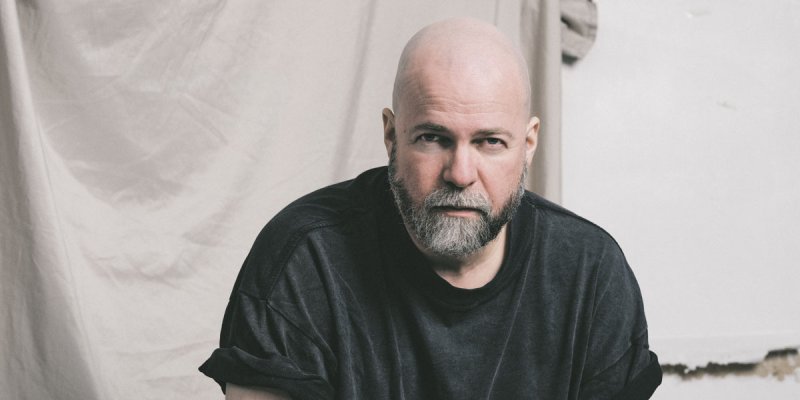 Porträt des Rappers und systemischen Coach: Michael Kurth.