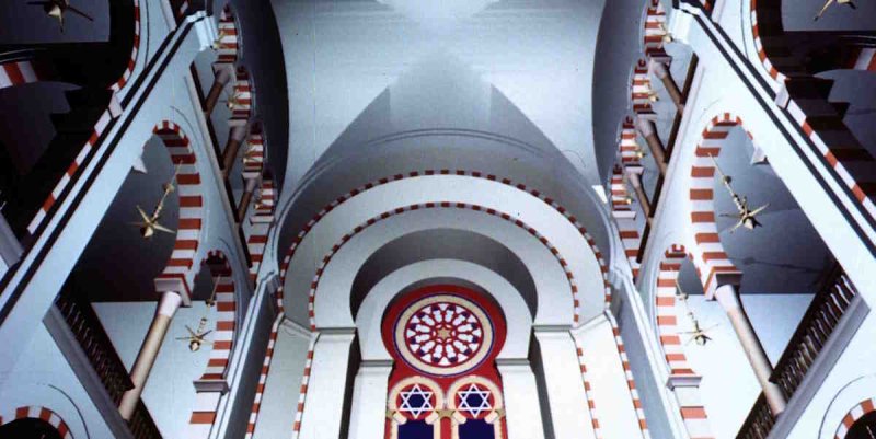 Der Innenraum der Frankfurter Synagoge, die von den Nazis zerstört wurde und von Studenten der TU Darmstadt im Cyberspace neu geschaffen wurde.